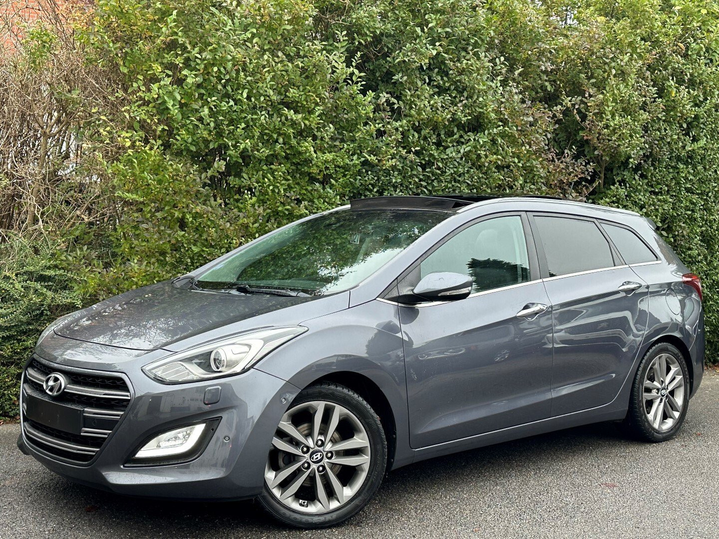 Hyundai i30  1.6 CRDi 99kW