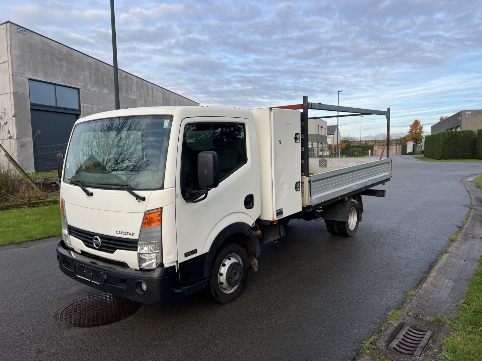 Nissan Cabstar  2.5 DCI 96kW