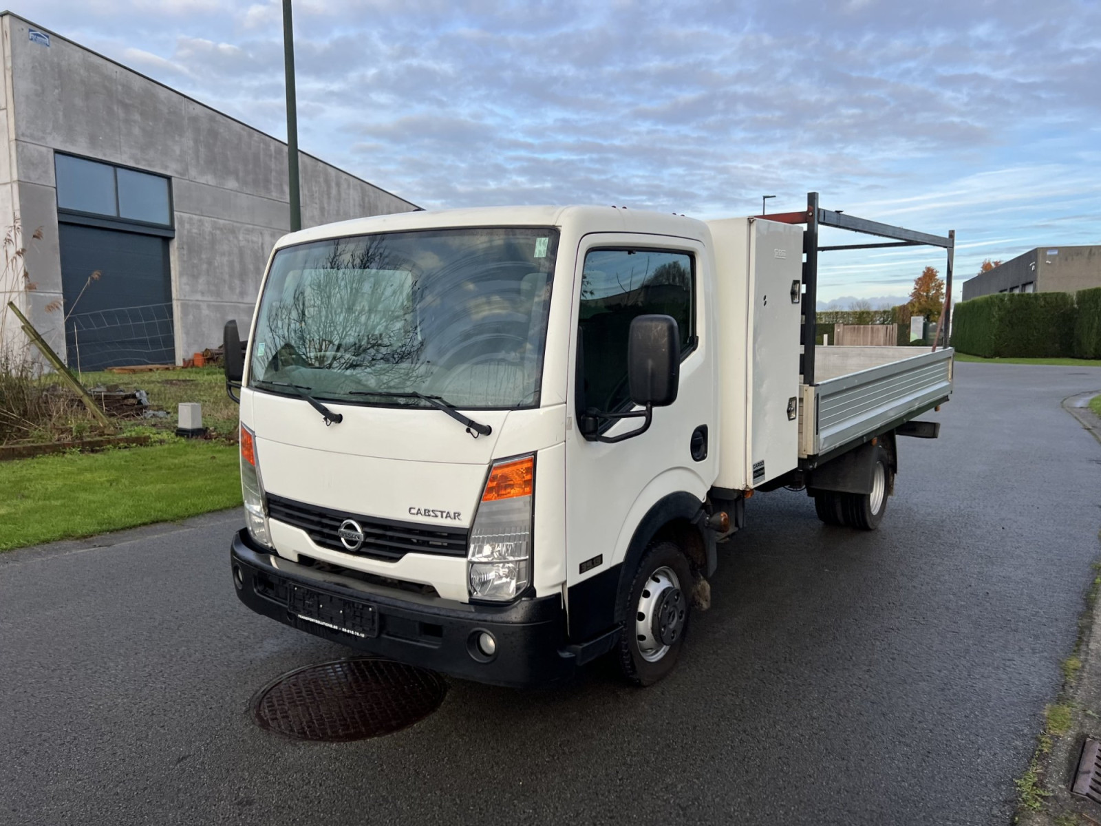 Nissan Cabstar  2.5 DCI 96kW