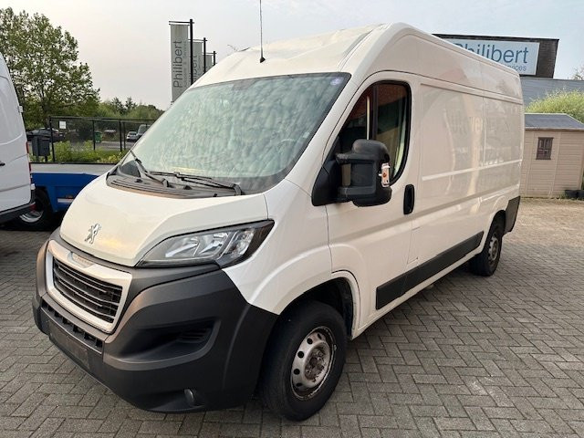 Peugeot Boxer Premium 2.0 HDI 96kW