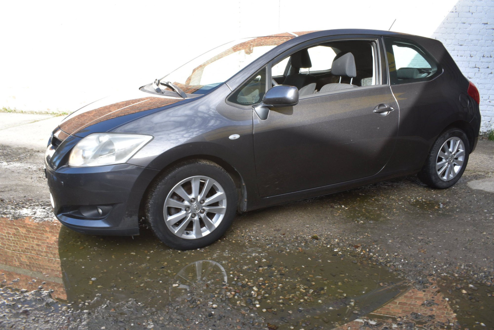 Toyota Auris  1.4 D-4D 66kW