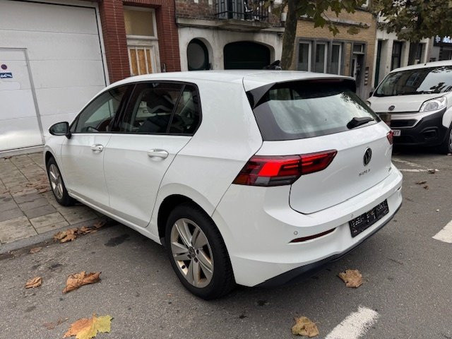 Volkswagen Golf Life 1.5 eTSI 110kW