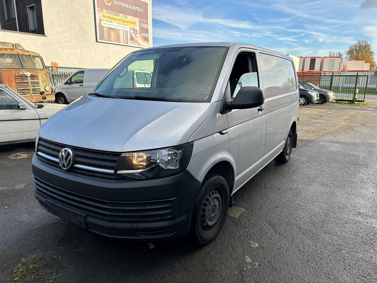 Volkswagen Transporter  2.0 TDI 84kW