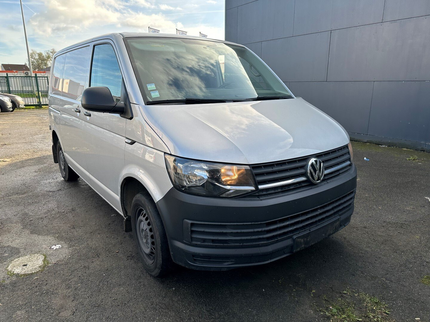 Volkswagen Transporter  2.0 TDI 84kW