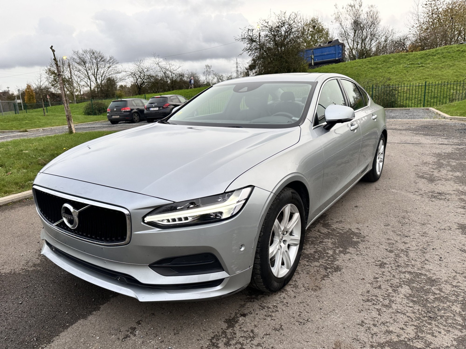 Volvo S90 Momentum D3 110kW