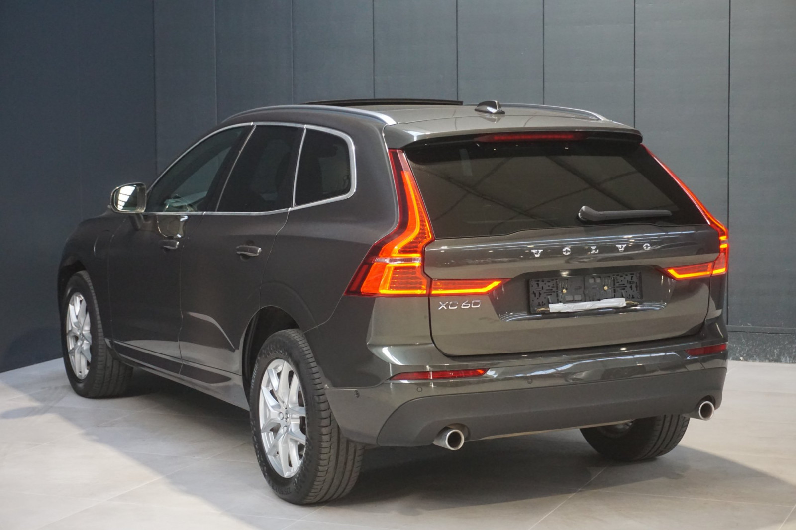 Volvo XC60 Momentum T8 223kW